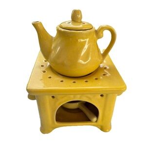 Vintage Yellow Ceramic Teapot Warmer Set DF Pottery Mark Mid Century Cottage